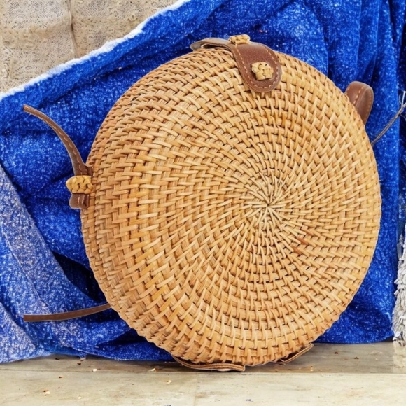🆕️Boho Chic Mini Round Rattan Crossbody Bag 🌿Lightweight Fashionable Essential - Picture 6 of 11